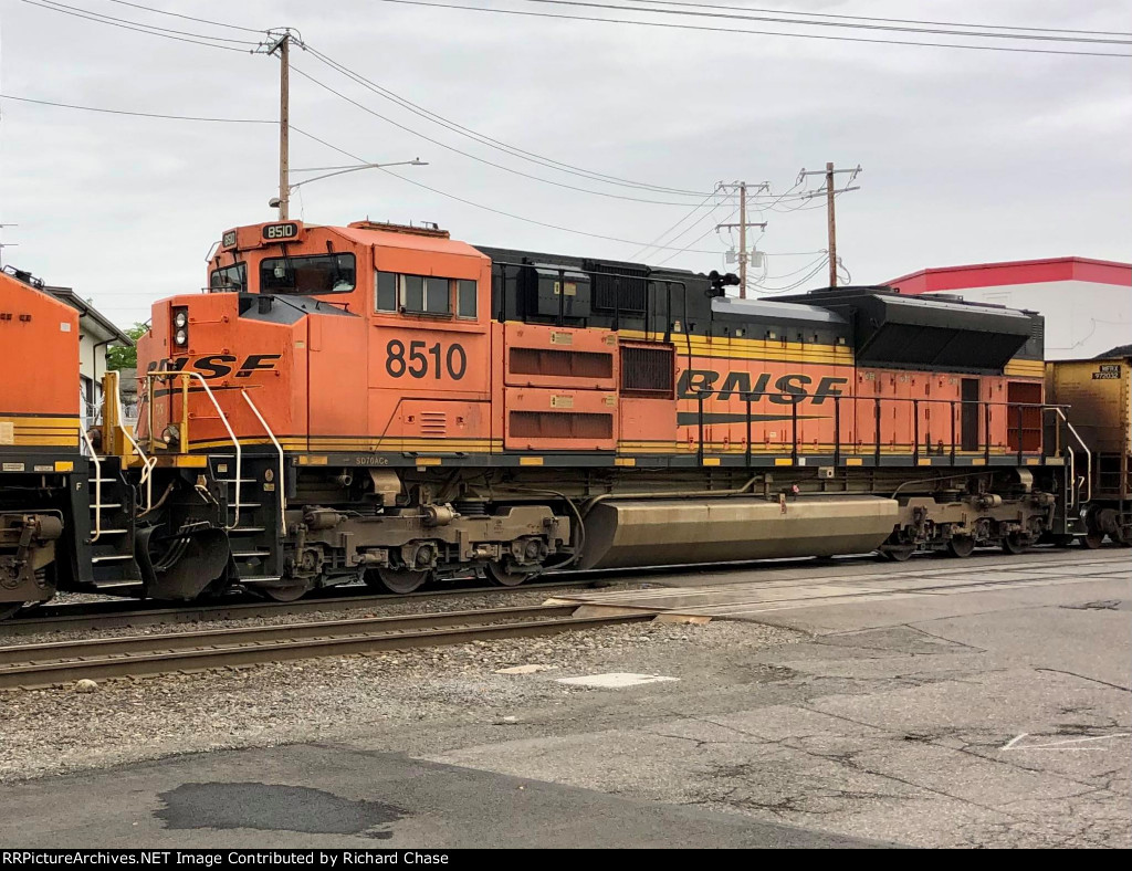 BNSF 8510